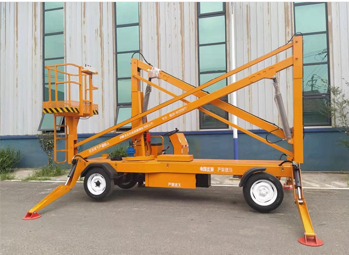 曲臂式(shì)升降機