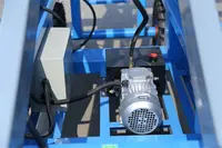 移動剪叉式升降(jiang)平台車